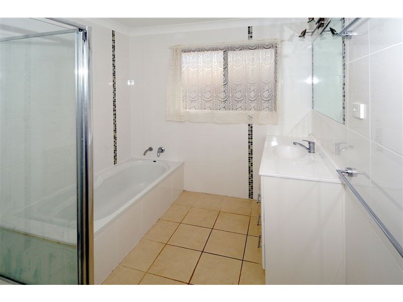 40 Yorlambu Parade, Maroochydore QLD 4558