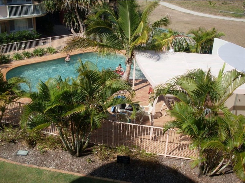 2/145 Lowanna Dr, Buddina QLD 4575