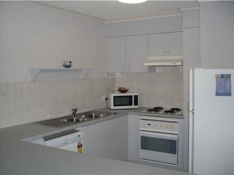 2/145 Lowanna Dr, Buddina QLD 4575