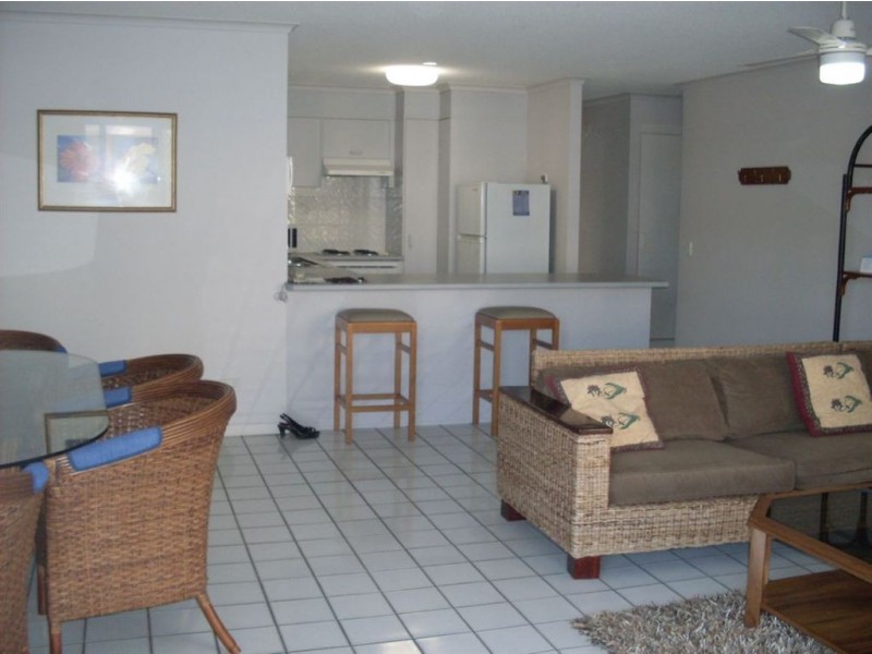 2/145 Lowanna Dr, Buddina QLD 4575