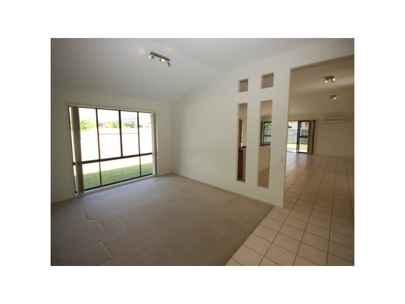 86 Windermere Way, Sippy Downs QLD 4556