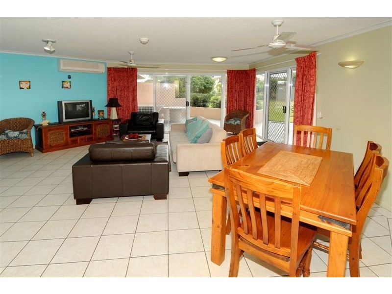 2/143 Lowanna Drive, Buddina QLD 4575