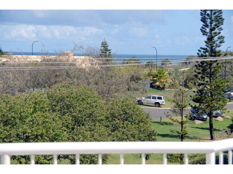 3/97 PACIFIC BOULEVARD, Buddina QLD 4575