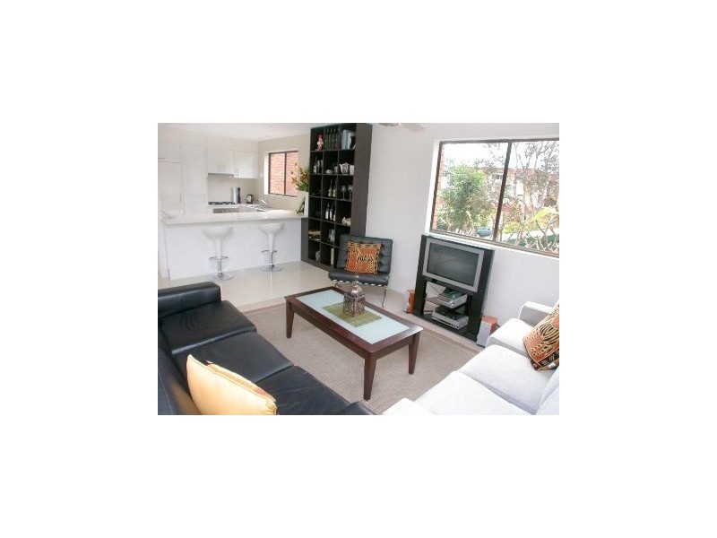 4/11 WOOMBA PLACE, Mooloolaba QLD 4557