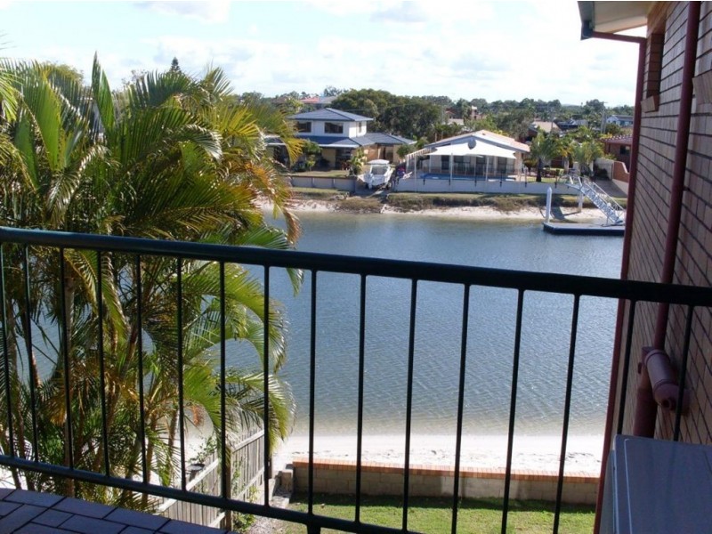 4/11 WOOMBA PLACE, Mooloolaba QLD 4557