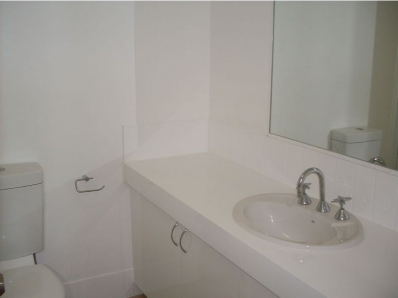 94/150 Duporth Ave, Maroochydore QLD 4558