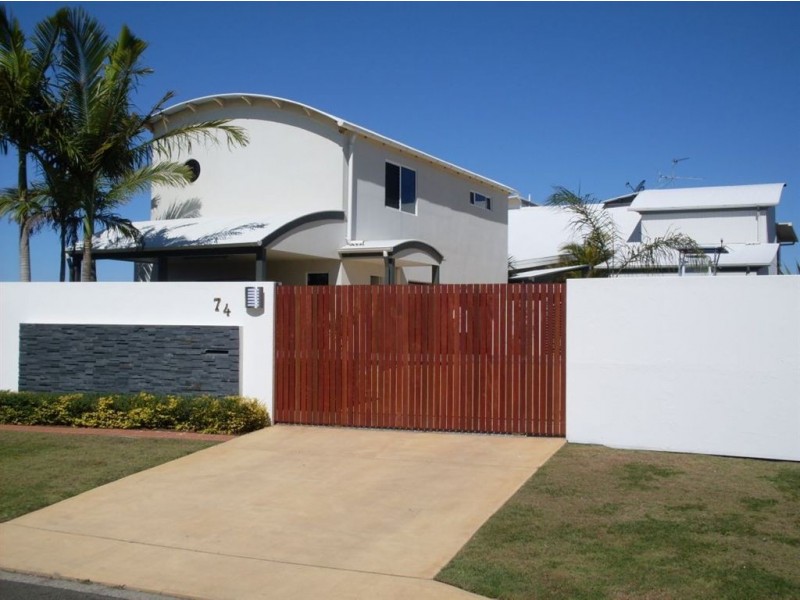 74 Chelsea Cres, Minyama QLD 4575