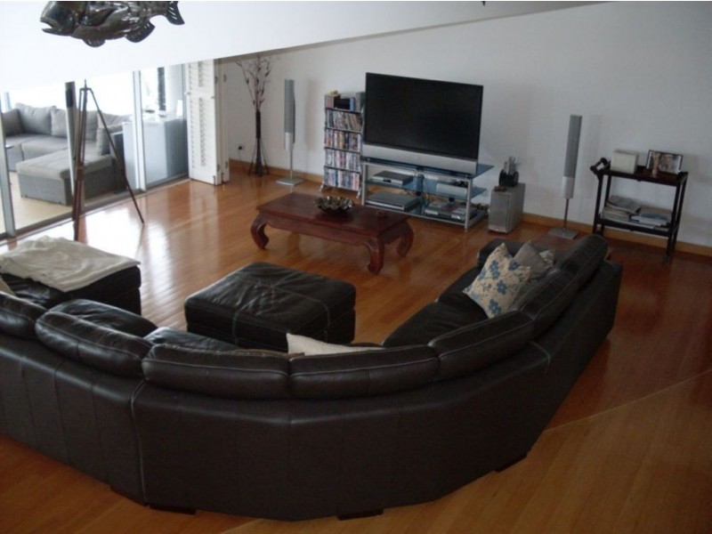 74 Chelsea Cres, Minyama QLD 4575