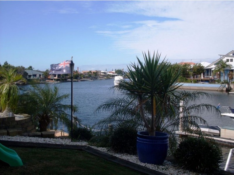 74 Chelsea Cres, Minyama QLD 4575