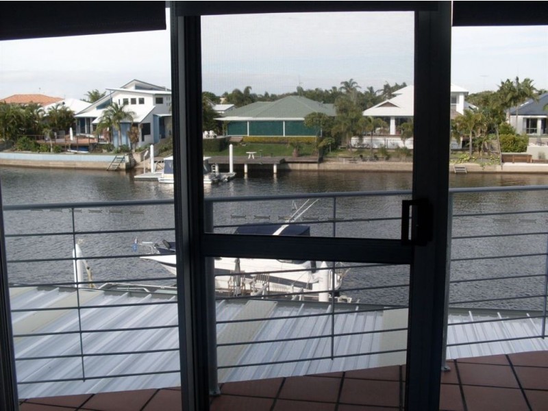 74 Chelsea Cres, Minyama QLD 4575