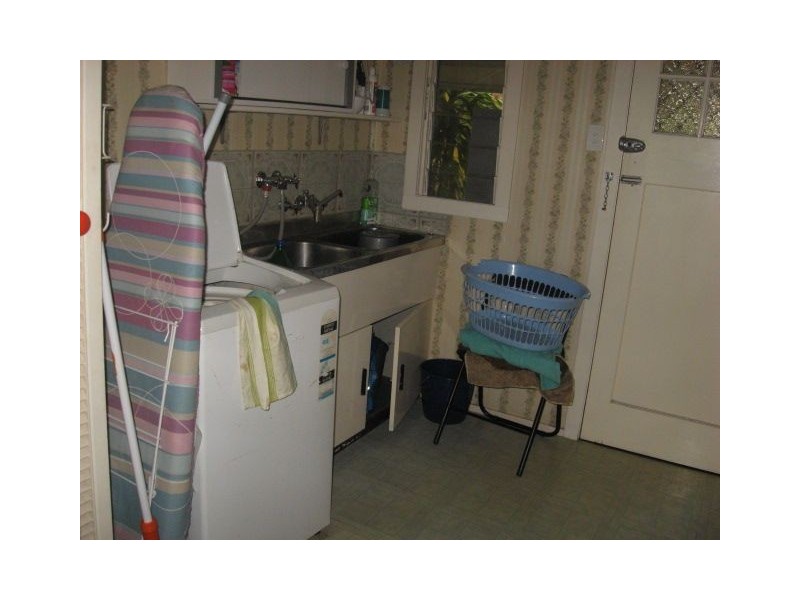 Alexandra Headland QLD 4572