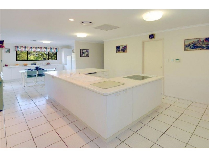 27 Le Claire, Buderim QLD 4556