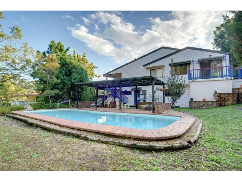 27 Le Claire, Buderim QLD 4556