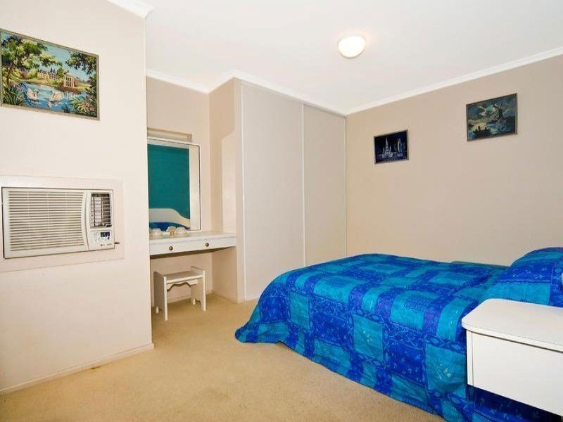 27 Le Claire, Buderim QLD 4556