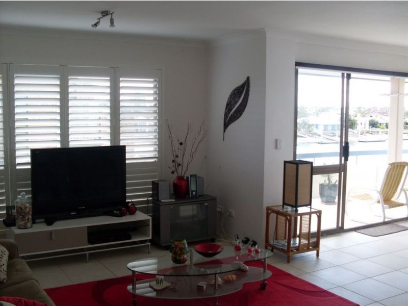 6/19 Carinya St, Mooloolaba QLD 4557