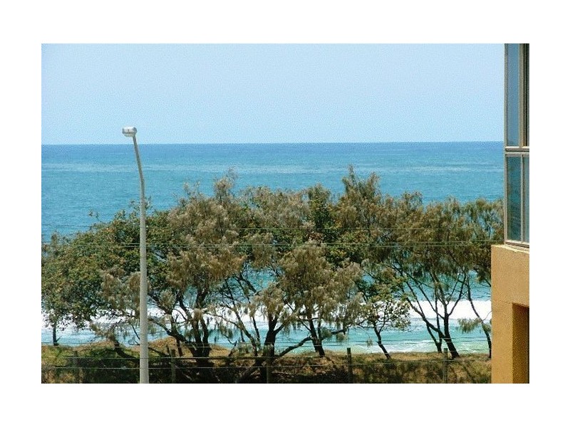 Alexandra Headland QLD 4572