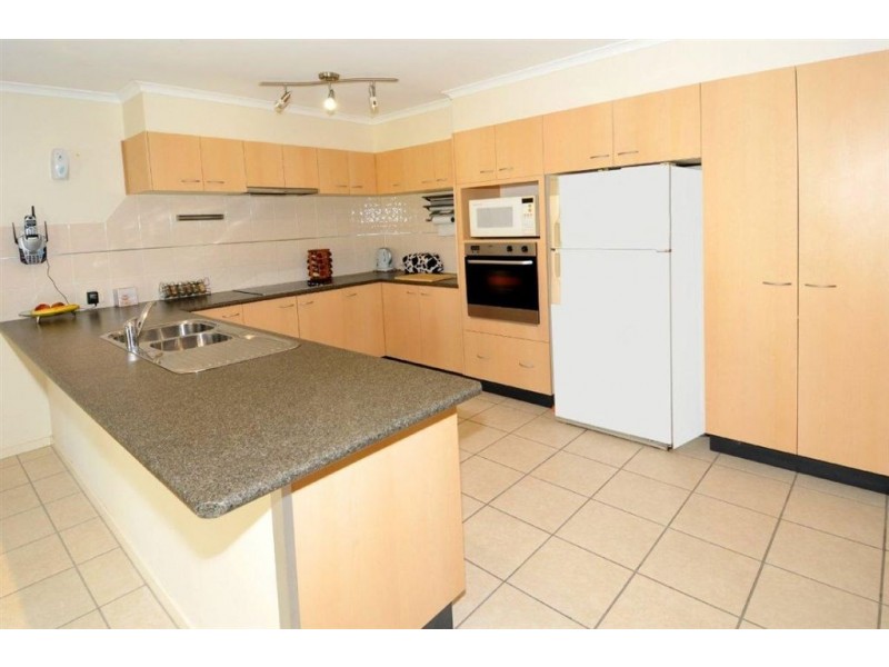 32 Rosella Street, Parrearra QLD 4575