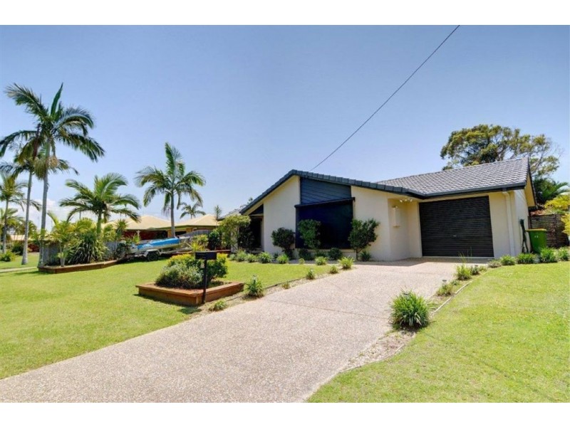 32 Rosella Street, Parrearra QLD 4575