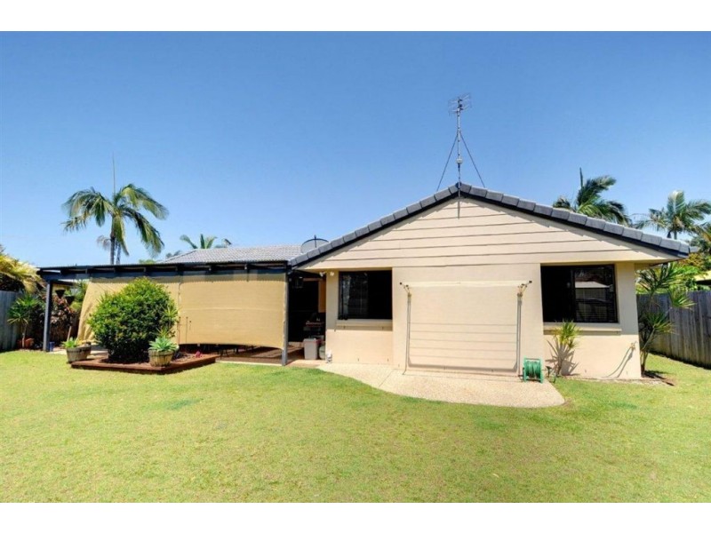 32 Rosella Street, Parrearra QLD 4575