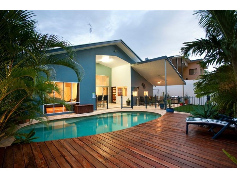 31 Admiralty Drive, Alexandra Headland QLD 4572