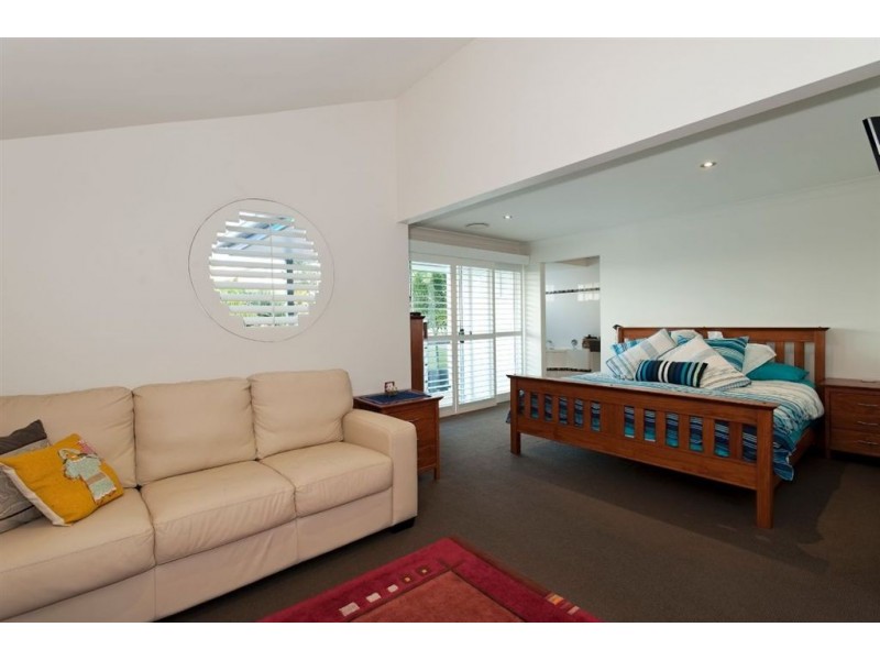31 Admiralty Drive, Alexandra Headland QLD 4572