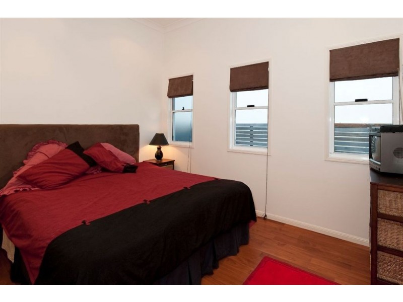 31 Admiralty Drive, Alexandra Headland QLD 4572