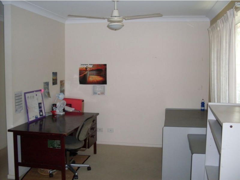 80 Tantula Rd West, Alexandra Headland QLD 4572
