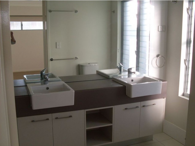 Alexandra Headland QLD 4572