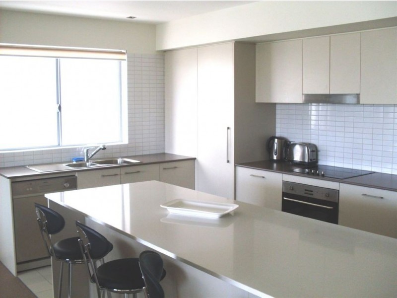 Alexandra Headland QLD 4572