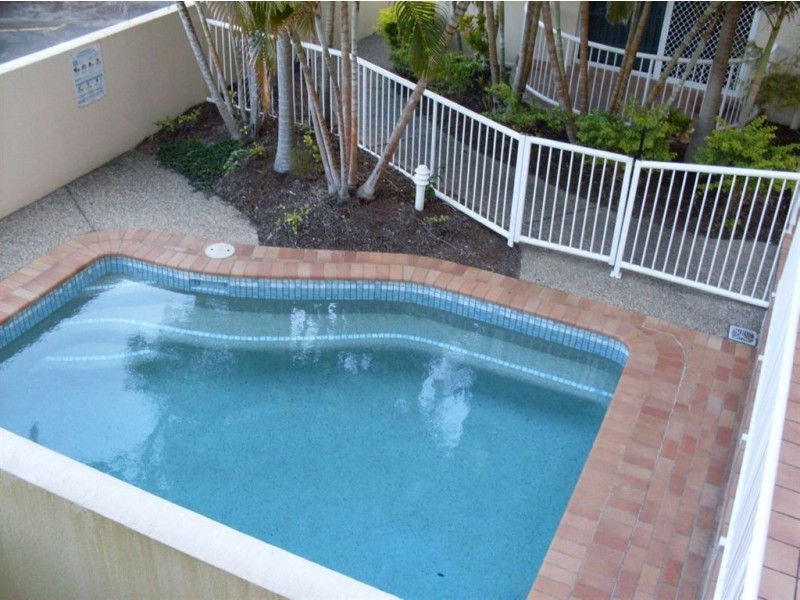 8/12 Memorial Ave, Cotton Tree QLD 4558