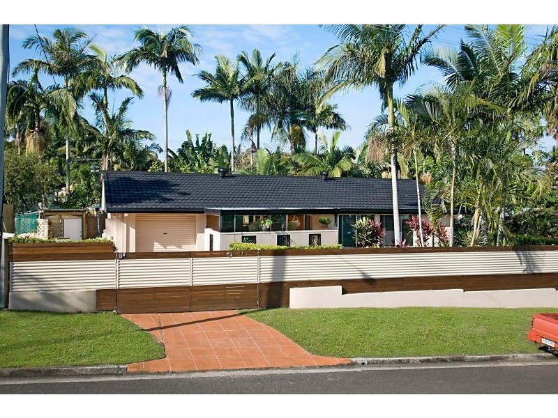 17 Parkway Dr, Mooloolaba QLD 4557