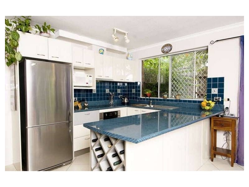6/4 Kalinda Ave, Mooloolaba QLD 4557