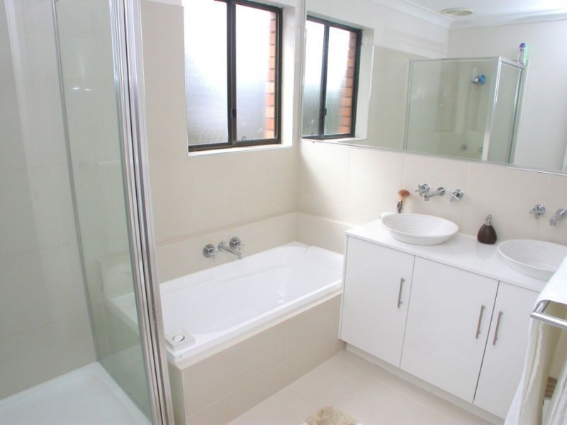4/11 Woomba Place, Mooloolaba QLD 4557