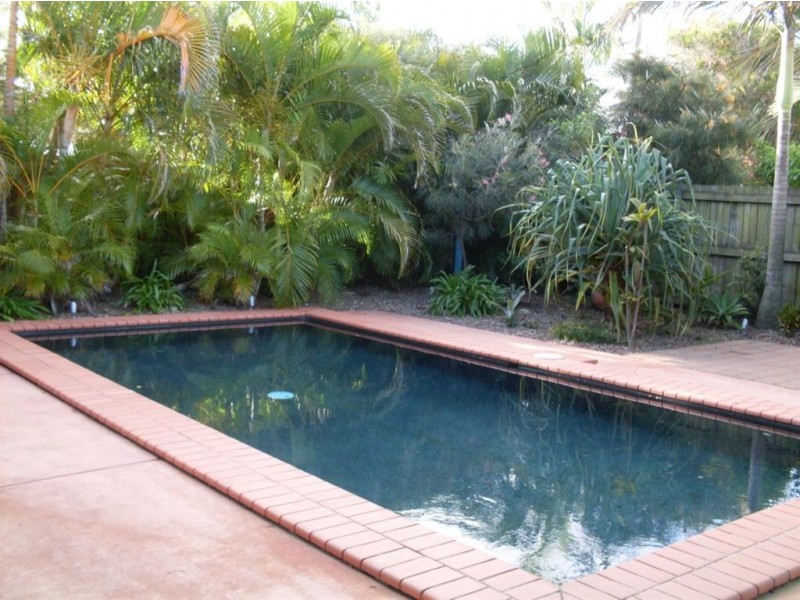 13 PEACOCK CRESCENT, Bokarina QLD 4575