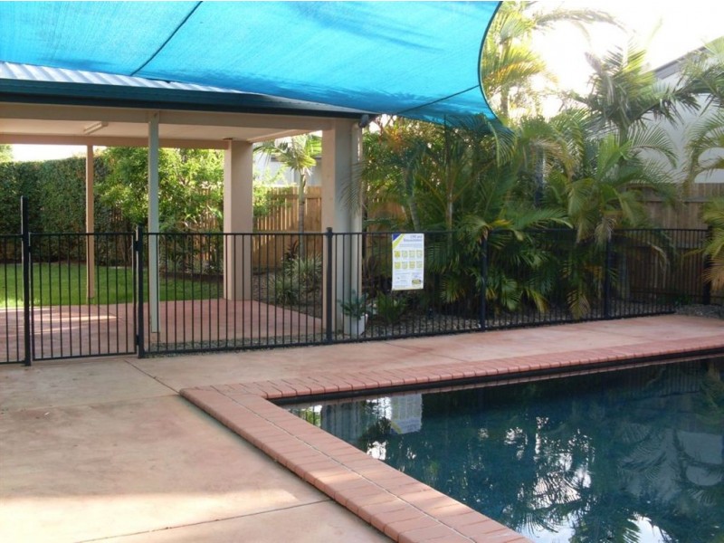 13 PEACOCK CRESCENT, Bokarina QLD 4575