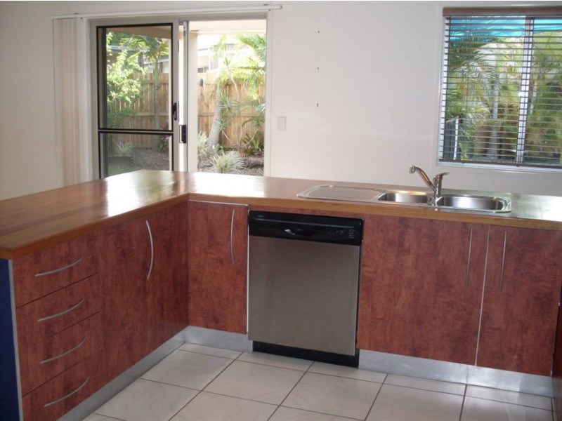 13 PEACOCK CRESCENT, Bokarina QLD 4575