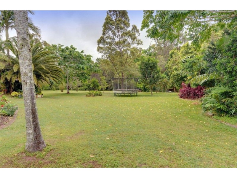 15 Walgarri Drive, Tanawha QLD 4556