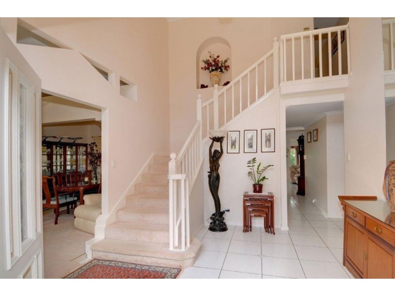 15 Walgarri Drive, Tanawha QLD 4556