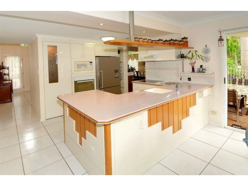 15 Walgarri Drive, Tanawha QLD 4556