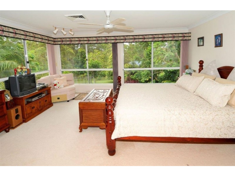 15 Walgarri Drive, Tanawha QLD 4556