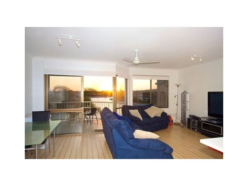11/15 Woomba Place, Mooloolaba QLD 4557