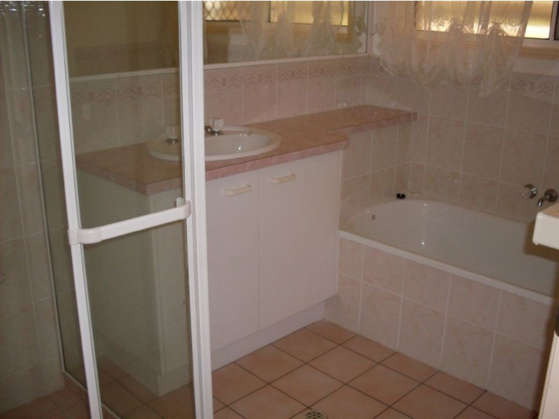 Battery Hill QLD 4551