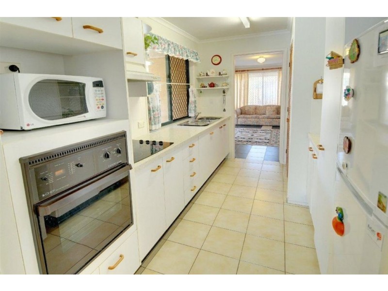 206/4 Melody, Warana QLD 4575