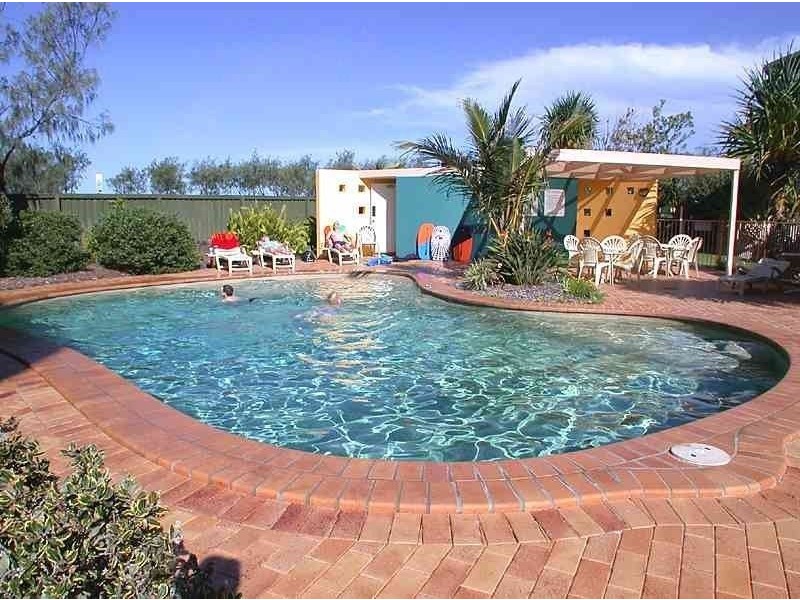 4/143 Lowanna Drive, Buddina QLD 4575