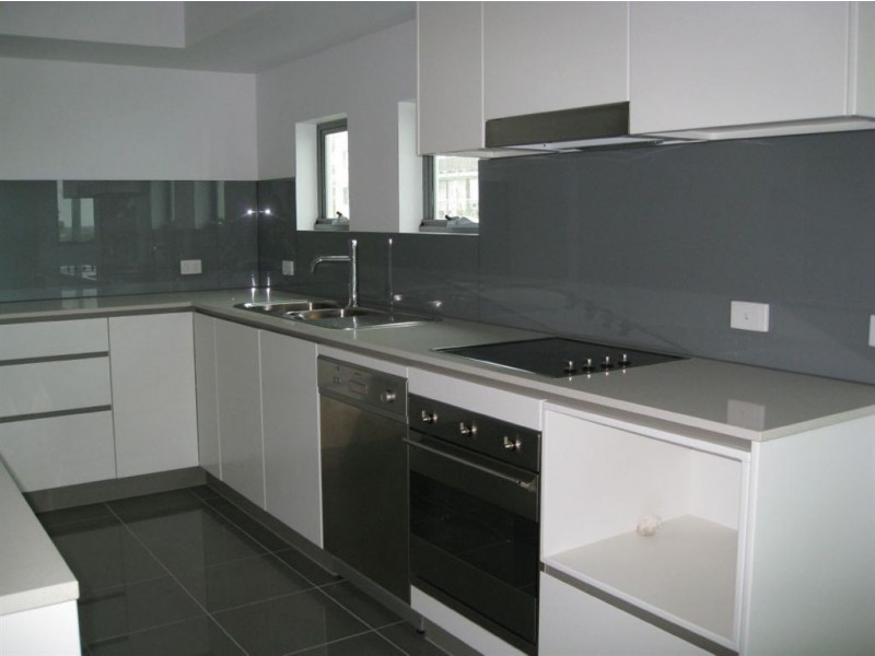 4/36 Queen Street, Kings Beach QLD 4551