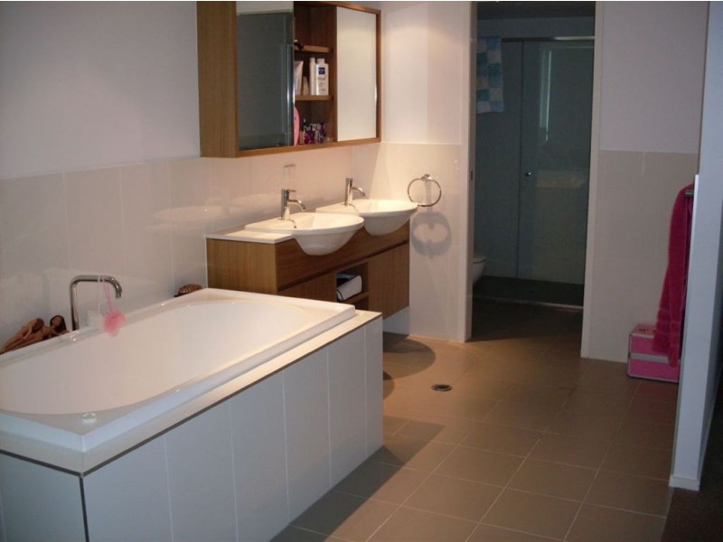 4/36 Queen Street, Kings Beach QLD 4551