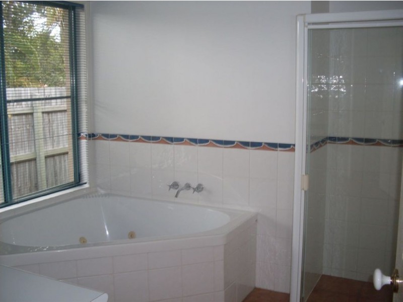 5 Renmano Crt, Mountain Creek QLD 4557