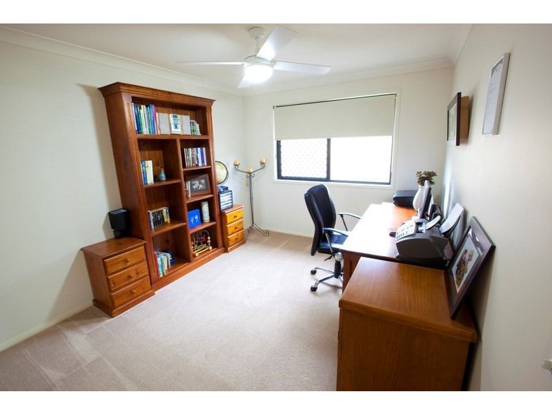 1 Gowen Drive, Landsborough QLD 4550