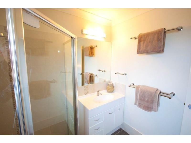 1 Gowen Drive, Landsborough QLD 4550