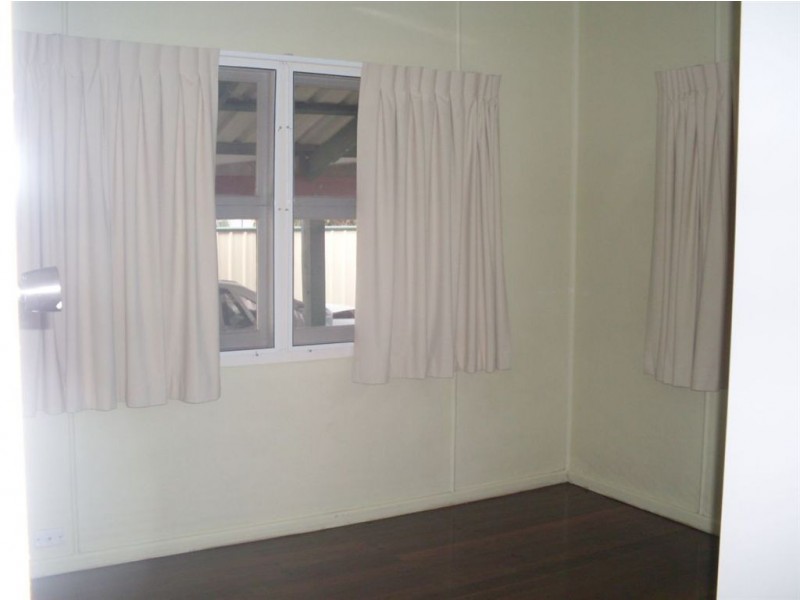 3/5 Yorlambu Pde, Alexandra Headland QLD 4572